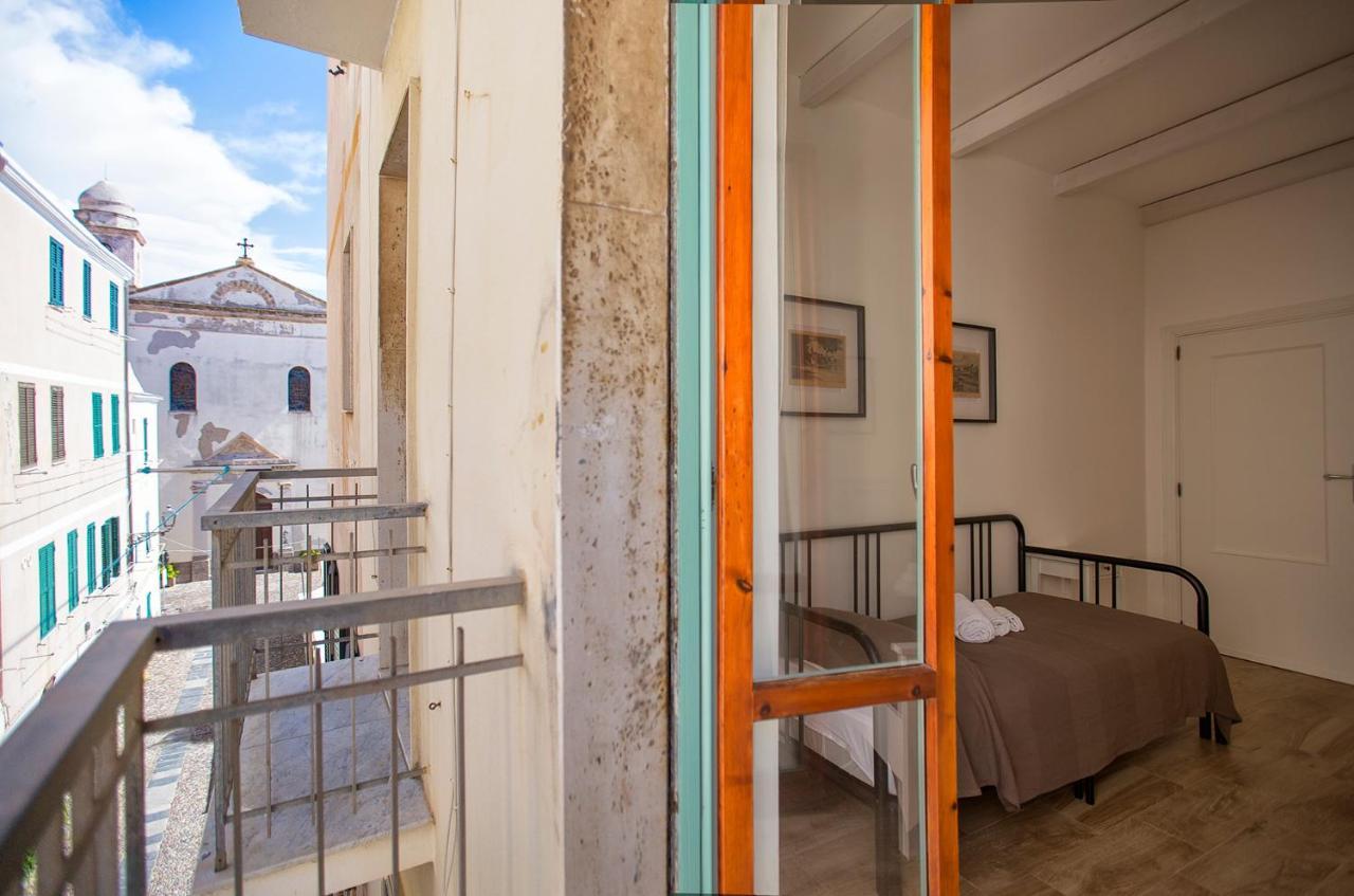 Alghero P.Umberto Old Town Exterior photo